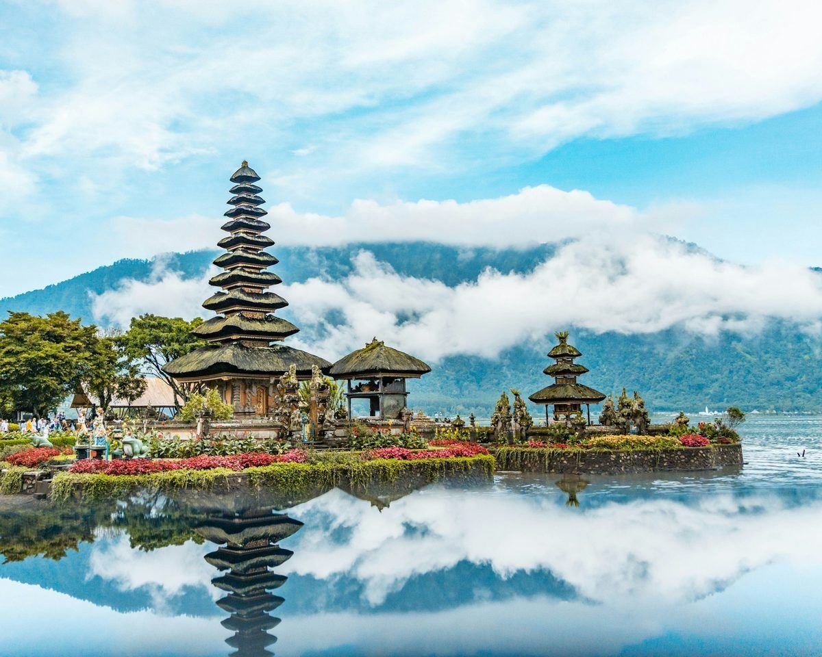 Ulun Danu Beratan Temple on Lake Bratan in Bedugul, Bali